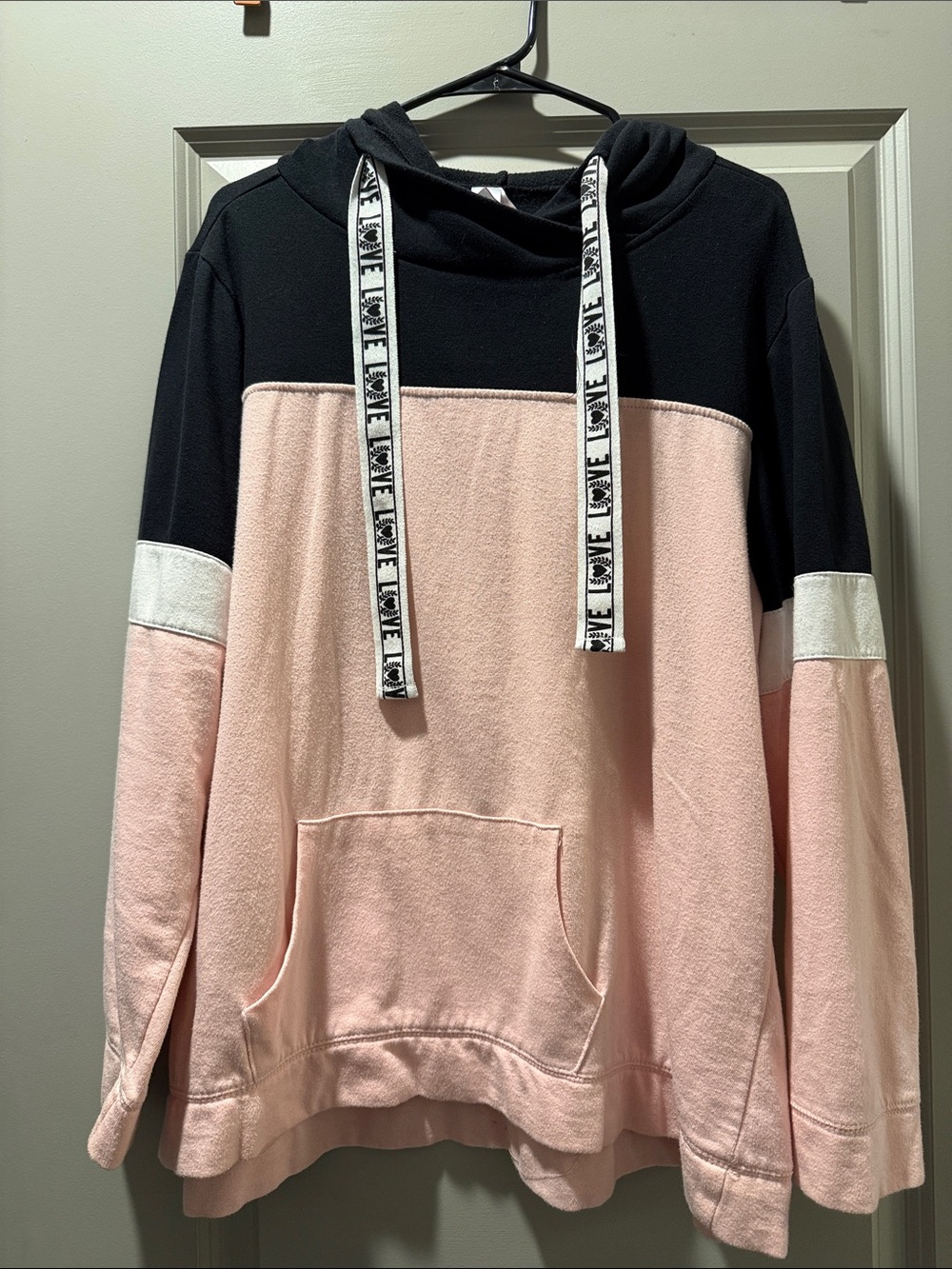 No Boundaries Pink & Black Colorblock Hooded Pullover